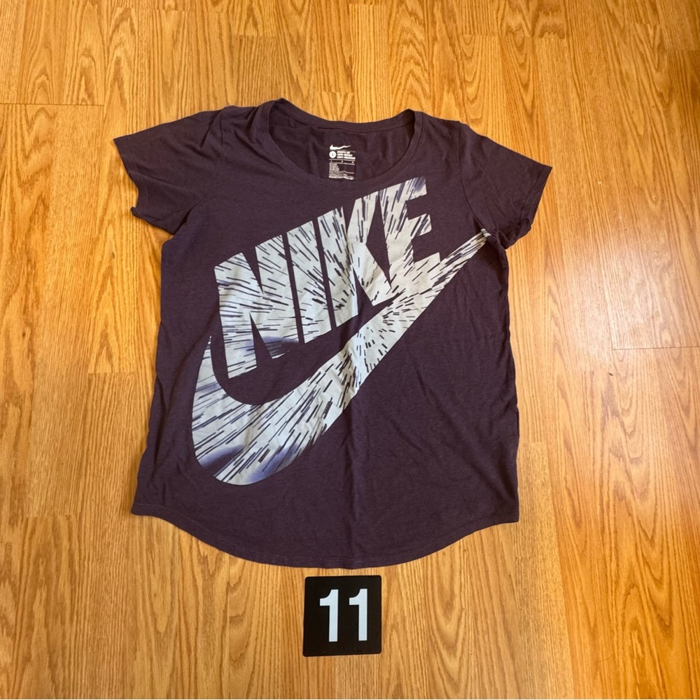 Men’s Nike Black Graphic T-Shirt L